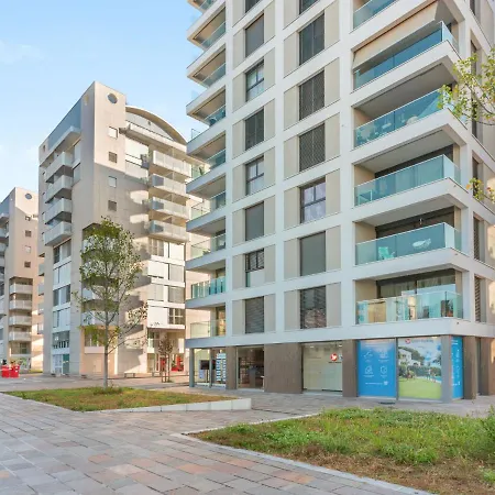 Апартаменты Loctowers A3-3-3 By Interhome *